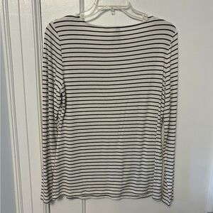 Seraphine maternity Nursing shirt size M Never worn